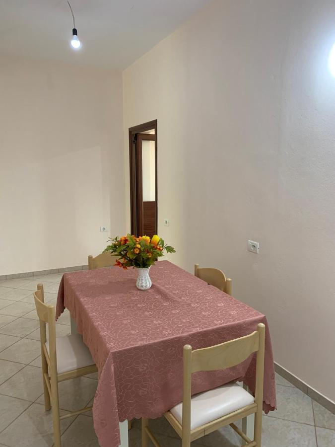 Ylli Cunaj Apartments Σαράντα Εξωτερικό φωτογραφία
