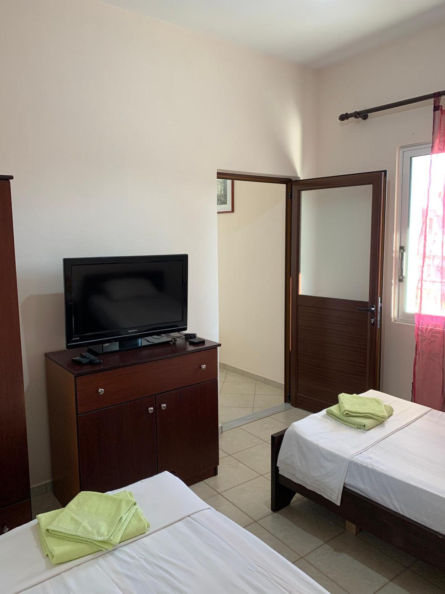 Ylli Cunaj Apartments Σαράντα Εξωτερικό φωτογραφία